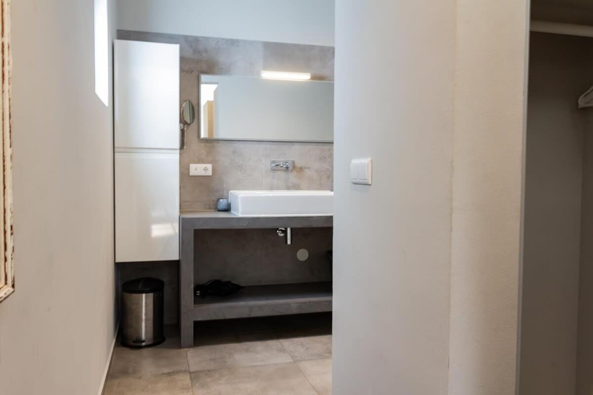 Stylish 4 Bedroom Modern Villa Design, Walking Distance From The Beach Jan Thiel Dış mekan fotoğraf
