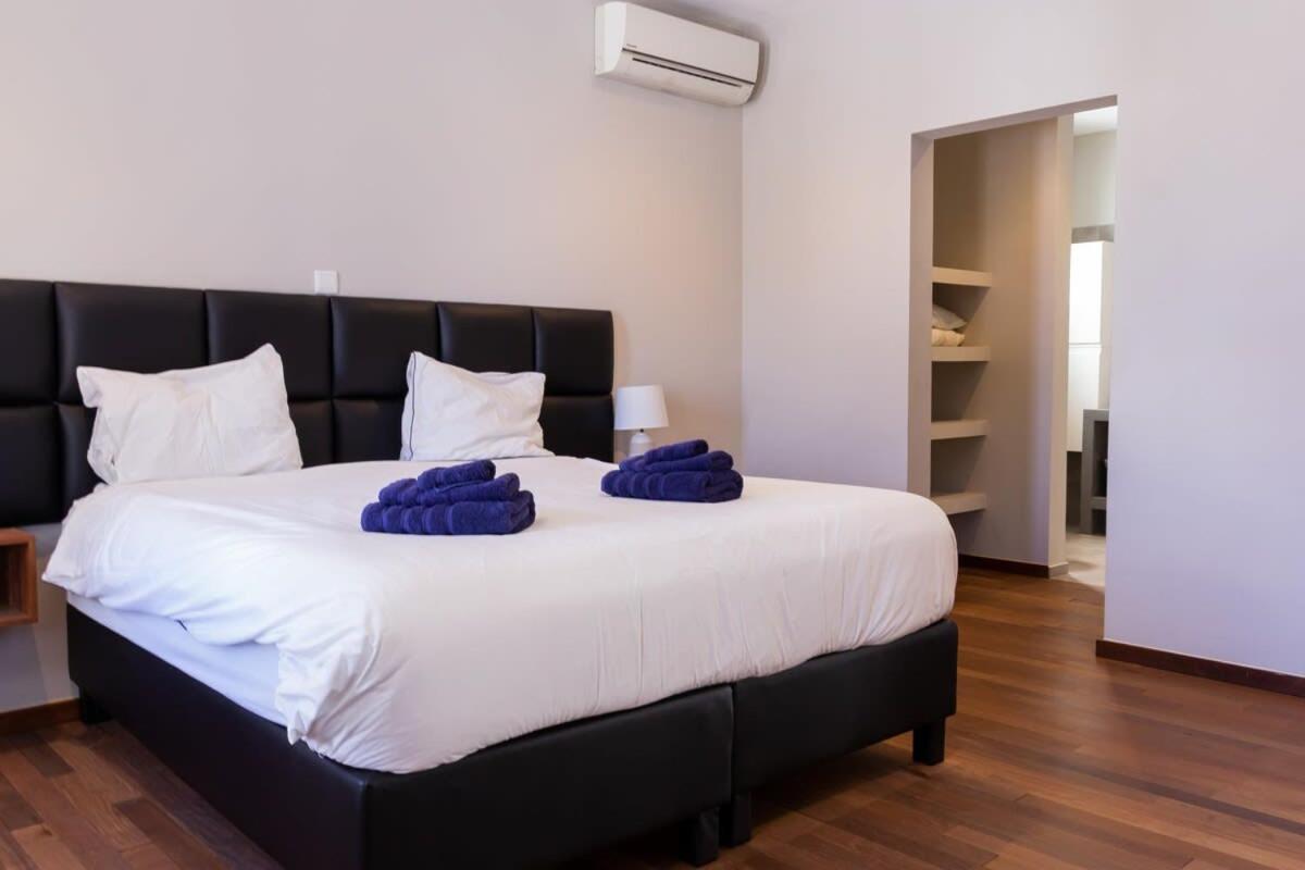 Stylish 4 Bedroom Modern Villa Design, Walking Distance From The Beach Jan Thiel Dış mekan fotoğraf